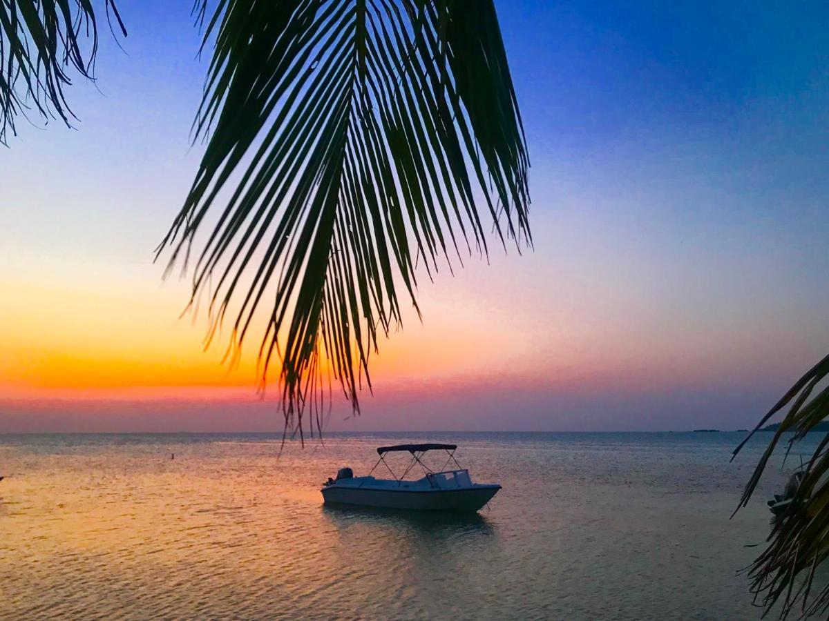 Wind Breeze Sunset View Inn Guraidhoo  Exterior foto